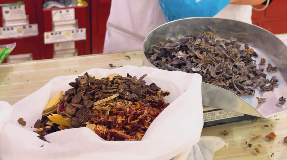 乳腺囊肿越切越长？成都经方堂熊杰主任：错了！病根没挖干净